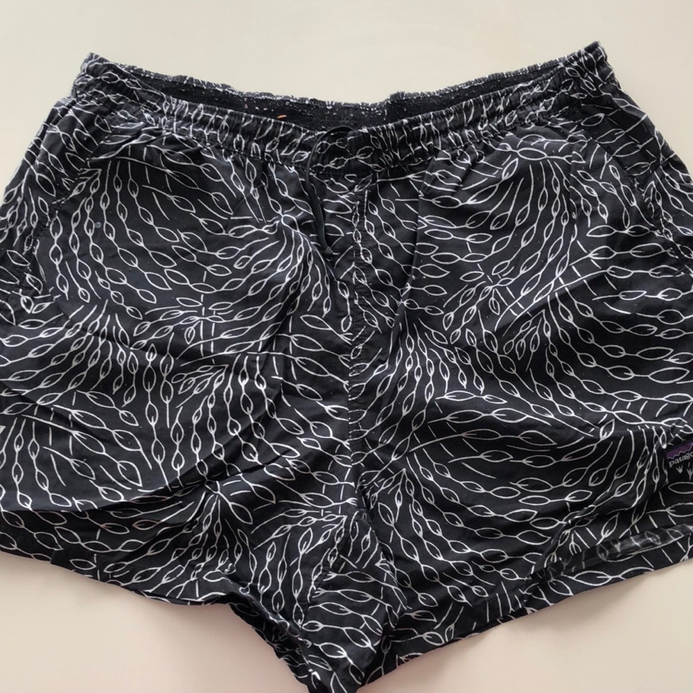 Patagonia women’s baggies shorts